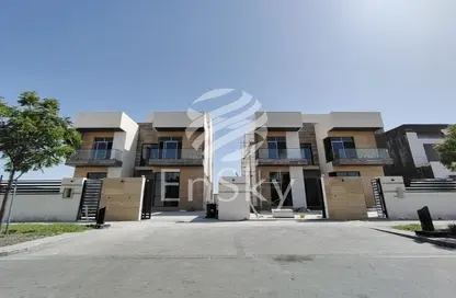 Villa - 5 Bedrooms - 7 Bathrooms for sale in Alreeman II - Al Shamkha - Abu Dhabi