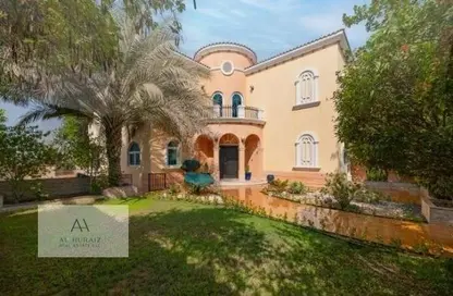 Villa - 5 Bedrooms - 6 Bathrooms for rent in Jumeirah Park - Dubai