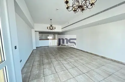 Apartment - 2 Bedrooms - 3 Bathrooms for rent in Marina Residences 3 - Marina Residences - Palm Jumeirah - Dubai