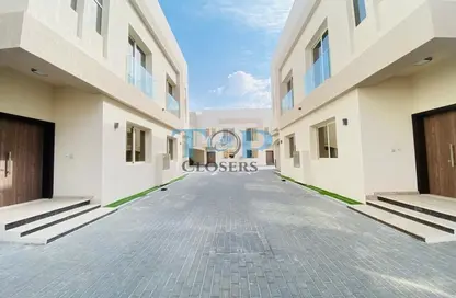 Villa - 5 Bedrooms - 7 Bathrooms for rent in Al Mnaizlah - Falaj Hazzaa - Al Ain