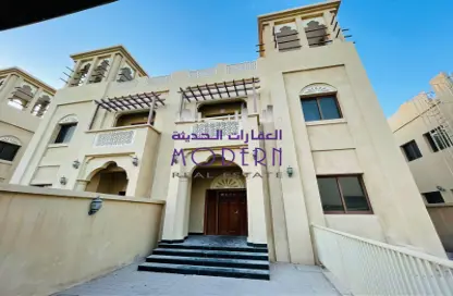 Villa - 5 Bedrooms - 6 Bathrooms for rent in Al Barsha 1 - Al Barsha - Dubai