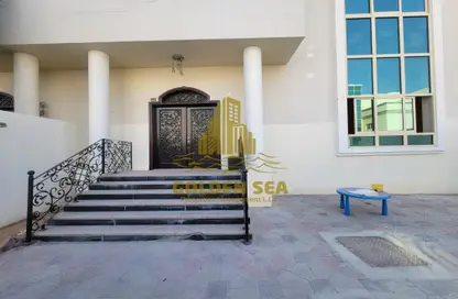 Villa - 5 Bedrooms - 5 Bathrooms for rent in C2302 - Khalifa City A - Khalifa City - Abu Dhabi