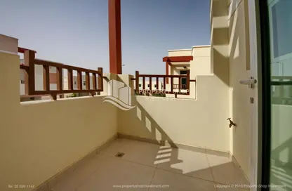 Apartment - 2 Bedrooms - 3 Bathrooms for rent in Waterfall District - Al Ghadeer - Abu Dhabi