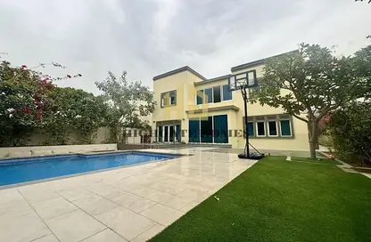 Villa - 3 Bedrooms - 3 Bathrooms for sale in Regional - Jumeirah Park - Dubai