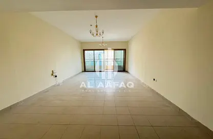 Apartment - 3 Bedrooms - 3 Bathrooms for rent in Al Majaz 3 - Al Majaz - Sharjah