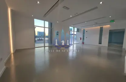 Retail - Studio - 2 Bathrooms for rent in Tamouh - Al Reem Island - Abu Dhabi