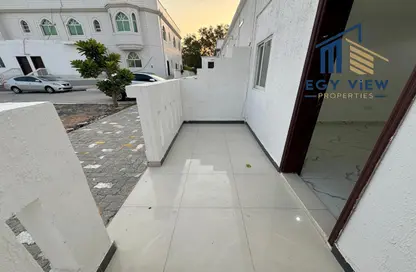 Apartment - 1 Bathroom for rent in Seashore - Rabdan - Abu Dhabi