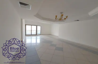 Apartment - 3 Bedrooms - 4 Bathrooms for rent in Saeed Al Alami Building - Al Taawun - Sharjah