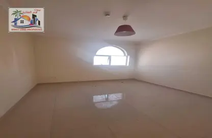 Apartment - 3 Bedrooms - 3 Bathrooms for rent in Muwailih Building - Muwaileh - Sharjah