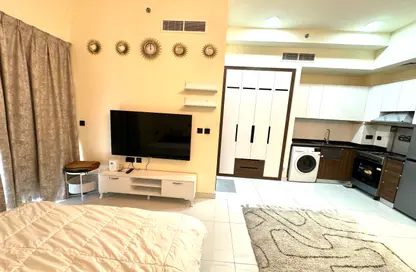 Apartment - Studio - 1 Bathroom for rent in Lawnz by Danube Block 1 - Lawnz by Danube - International City - Dubai