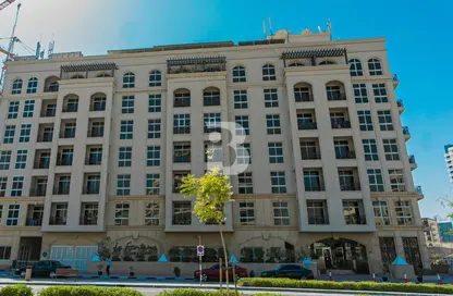 Apartment - 2 Bedrooms - 3 Bathrooms for sale in La Fontana - Arjan - Dubai