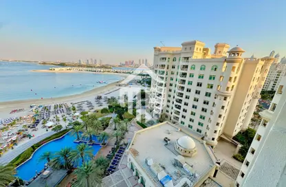 Apartment - 1 Bedroom - 2 Bathrooms for rent in Al Das - Shoreline Apartments - Palm Jumeirah - Dubai