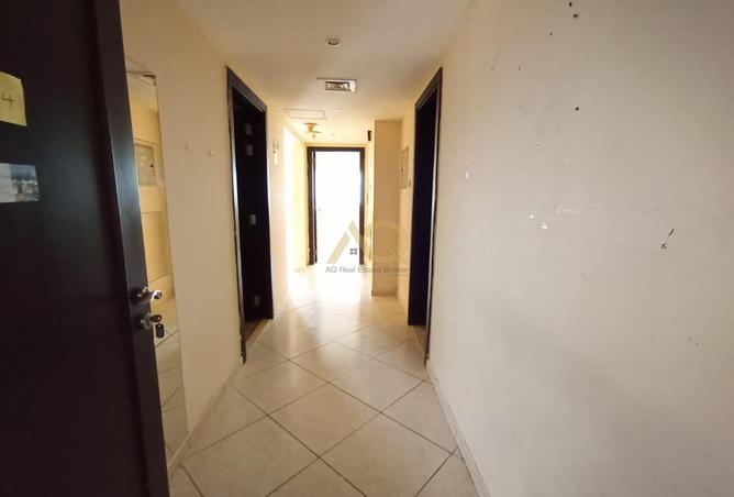 Apartment - 1 Bedroom - 2 Bathrooms for rent in Al Hafeet Tower 6 - Al Nahda - Sharjah