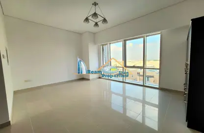 Apartment - 1 Bathroom for rent in Nova Tower - Dubai Silicon Oasis - Dubai