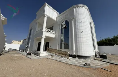 Villa - Studio - 7 Bathrooms for rent in Al Dafeinah - Asharej - Al Ain