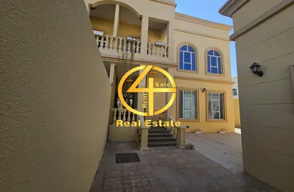 Villa - 4 Bedrooms - 6 Bathrooms for rent in Madinat Al Riyad - Abu Dhabi