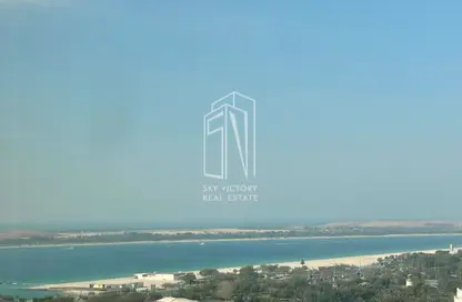 Apartment - 3 Bedrooms - 4 Bathrooms for rent in Corniche Road - Abu Dhabi