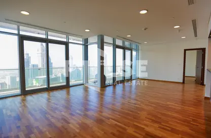 Apartment - 3 Bedrooms - 3 Bathrooms for rent in Burj Daman - DIFC - Dubai