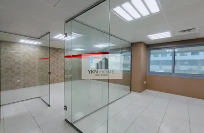 Office Space - Studio - 1 Bathroom for rent in Al Otaiba Tower - Electra Street - Abu Dhabi