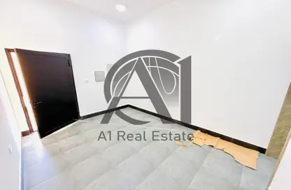 Villa - 3 Bedrooms - 4 Bathrooms for rent in Shaab Al Askar - Zakher - Al Ain