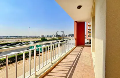 Apartment - 1 Bedroom - 1 Bathroom for rent in Mazaya 30 - Queue Point - Dubai Land - Dubai