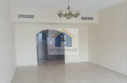 Apartment - 2 Bedrooms - 3 Bathrooms for rent in New Al Taawun Road - Al Taawun - Sharjah