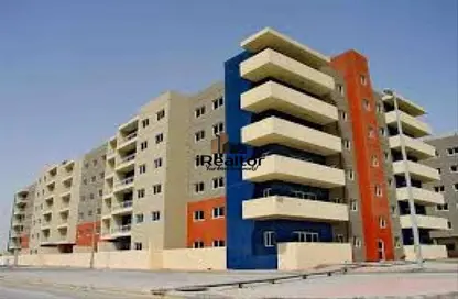 Apartment - 2 Bedrooms - 2 Bathrooms for sale in Tower 32 - Al Reef Downtown - Al Reef - Abu Dhabi