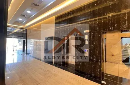 Apartment - 1 Bedroom - 2 Bathrooms for rent in Ajman Corniche Residences - Ajman Corniche Road - Ajman