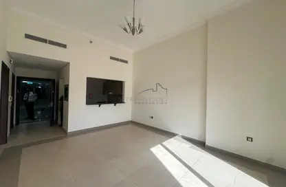 Apartment - 1 Bathroom for rent in Rose Palace - Arjan - Dubai