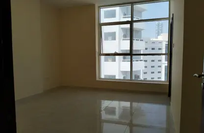 Apartment - 2 Bedrooms - 3 Bathrooms for rent in Jamal Abdul Nasser Street - Al Majaz - Sharjah