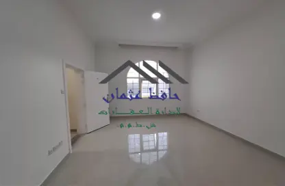 Villa - 1 Bathroom for rent in Al Mushrif - Abu Dhabi