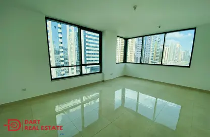 Empty Room image for: Apartment - 2 Bedrooms - 2 Bathrooms for rent in Liwa Centre Tower 1 - Liwa Centre Towers - Hamdan Street - Abu Dhabi, Image 1