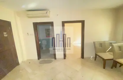 Apartment - 1 Bedroom - 1 Bathroom for rent in Muwailih Building - Muwaileh - Sharjah