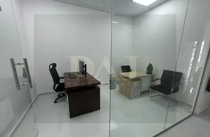 Office Space - Studio - 1 Bathroom for rent in Red Avenue - Al Garhoud - Dubai