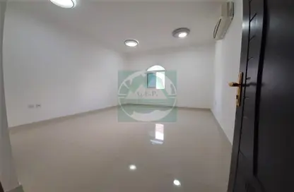 Apartment - 1 Bathroom for rent in Mohamed Bin Zayed Centre - Mohamed Bin Zayed City - Abu Dhabi