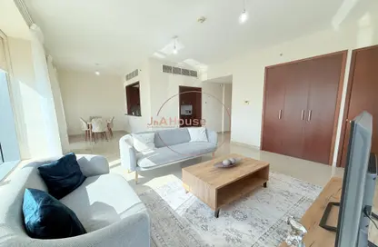 Apartment - 1 Bedroom - 2 Bathrooms for sale in 29 Burj Boulevard Tower 2 - 29 Burj Boulevard - Downtown Dubai - Dubai