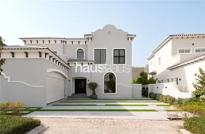 Villa - 5 Bedrooms - 6 Bathrooms for sale in Orange Lake - Fire - Jumeirah Golf Estates - Dubai