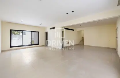 Villa - 3 Bedrooms - 3 Bathrooms for rent in Jumeirah 3 Villas - Jumeirah 3 - Jumeirah - Dubai