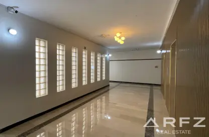 Apartment - 2 Bedrooms - 2 Bathrooms for rent in White Swan Building - Sheikh Zayed Road - Dubai