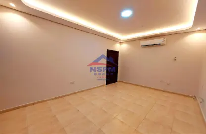 Apartment - 1 Bathroom for rent in Airport Road - Abu Dhabi