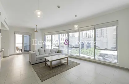 Apartment - 1 Bedroom - 2 Bathrooms for rent in Aurora Tower - Marina Promenade - Dubai Marina - Dubai