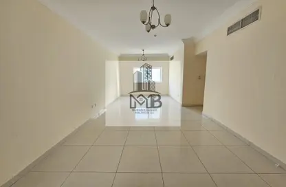 Apartment - 1 Bedroom - 2 Bathrooms for rent in Al Hafeet Tower - Al Khan - Sharjah