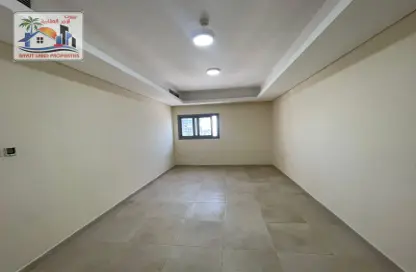 Apartment - 2 Bedrooms - 2 Bathrooms for rent in Abu shagara Building 2 - Budaniq - Al Qasimia - Sharjah