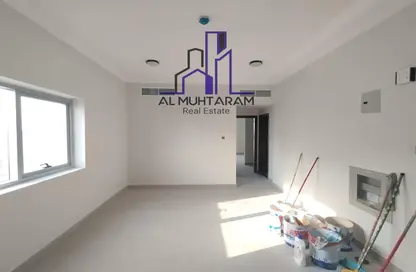Apartment - 1 Bedroom - 1 Bathroom for rent in AlFalah - Muwaileh Commercial - Sharjah