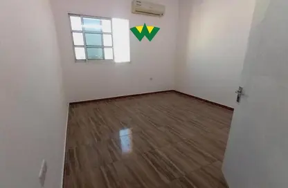 Apartment - 1 Bedroom - 1 Bathroom for rent in Baniyas East - Baniyas - Abu Dhabi