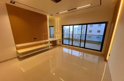 Apartment - 2 Bedrooms - 2 Bathrooms for rent in Al Amir - Barsha Heights (Tecom) - Dubai