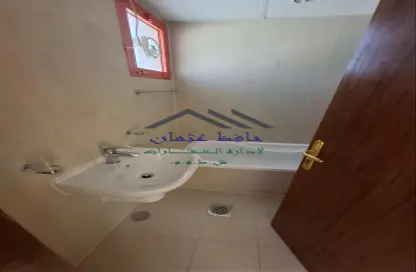 Villa - 4 Bedrooms - 3 Bathrooms for rent in Muroor Area - Abu Dhabi