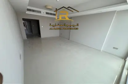 Apartment - 2 Bedrooms - 3 Bathrooms for rent in Gulfa Towers - Al Rashidiya 1 - Al Rashidiya - Ajman