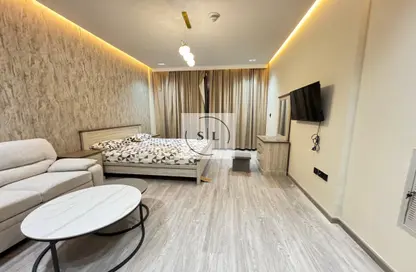 Apartment - 1 Bathroom for sale in Binghatti Crystals - Dubai Silicon Oasis - Dubai