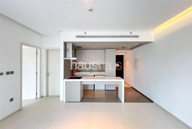 Apartment - 1 Bedroom - 2 Bathrooms for rent in West Avenue Tower - Dubai Marina - Dubai